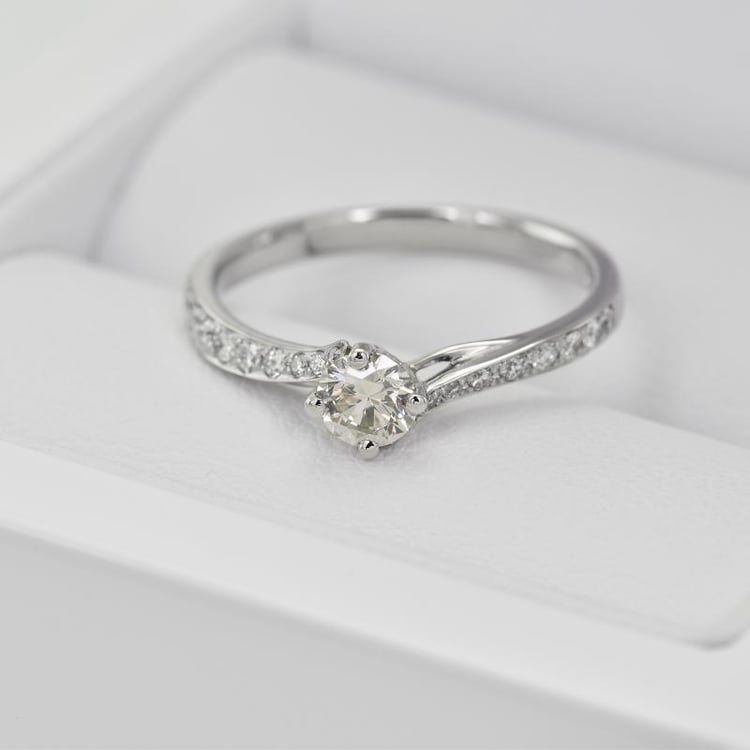 Diamantový prsten z platiny 23082