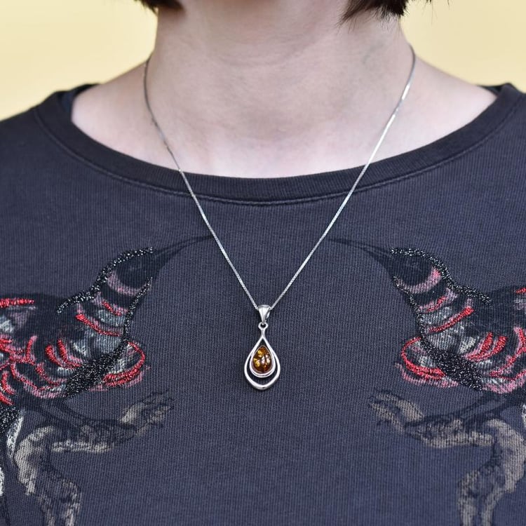 Náhrdelník s jantarem 26436