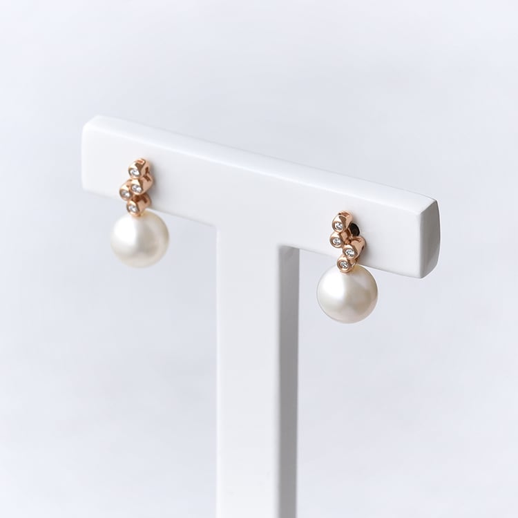 Náušnice s diamanty a bílou perlou Nayonika 69376