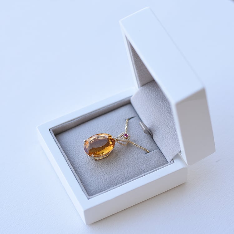 Náhrdelník ze zlata 61798