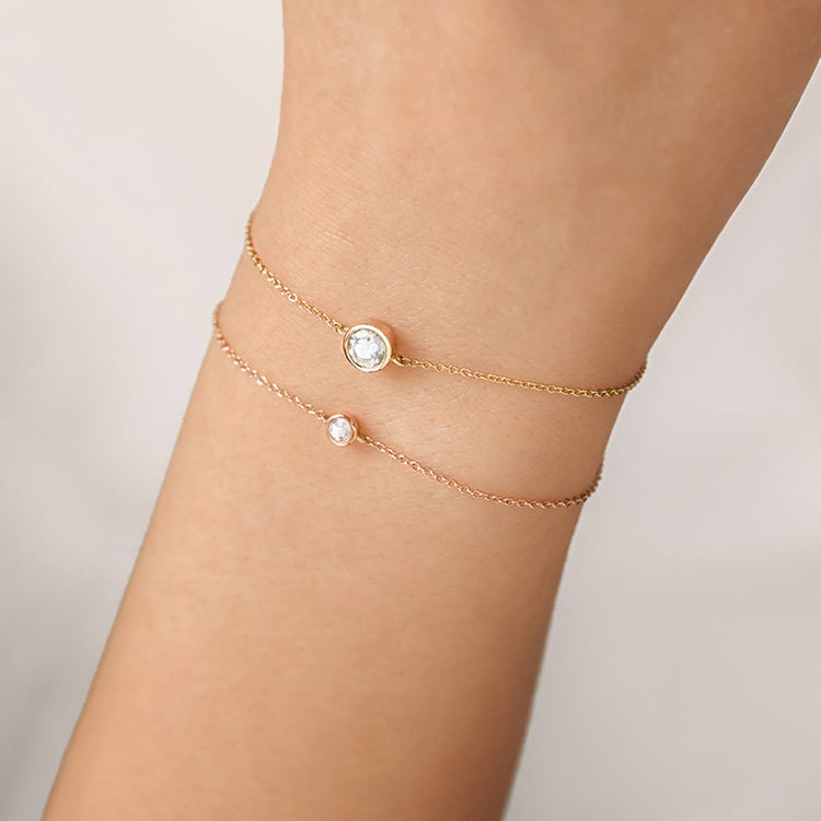 Zlatý minimalistický náramek s měsíčním kamenem Bonato 153086