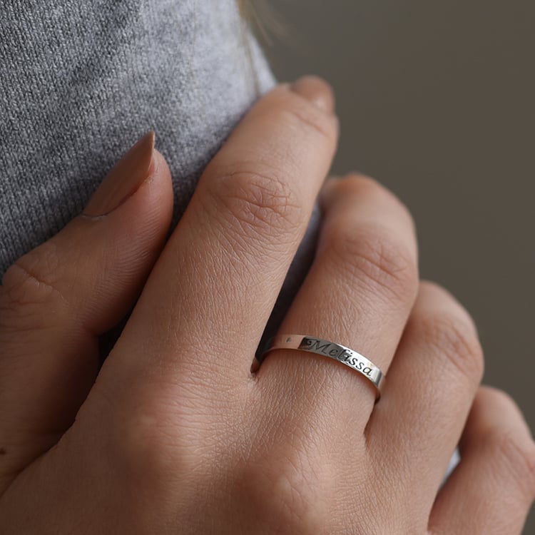 Zlatý prsten s gravírem 65572