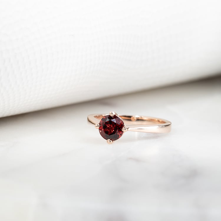 Zásnubní prsten s granátem Mahiya 132475