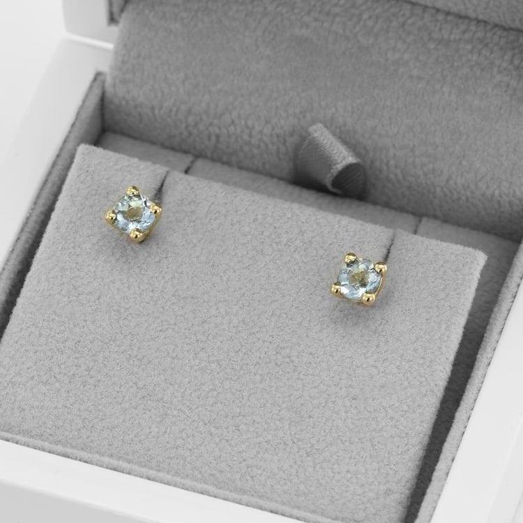 Zlaté napichovací náušnice 51375