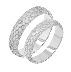 Zlaté snubní prsteny s atypickým povrchem Cali