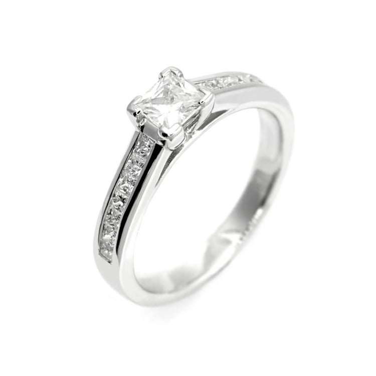 Zásnubní zlatý vintage prsten s diamanty Jihe