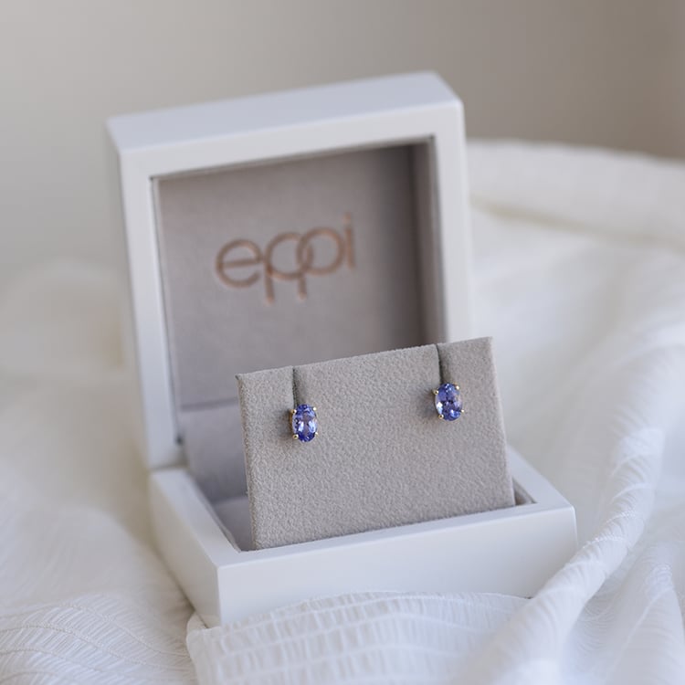 Náušnice s oválnými tanzanity 64295