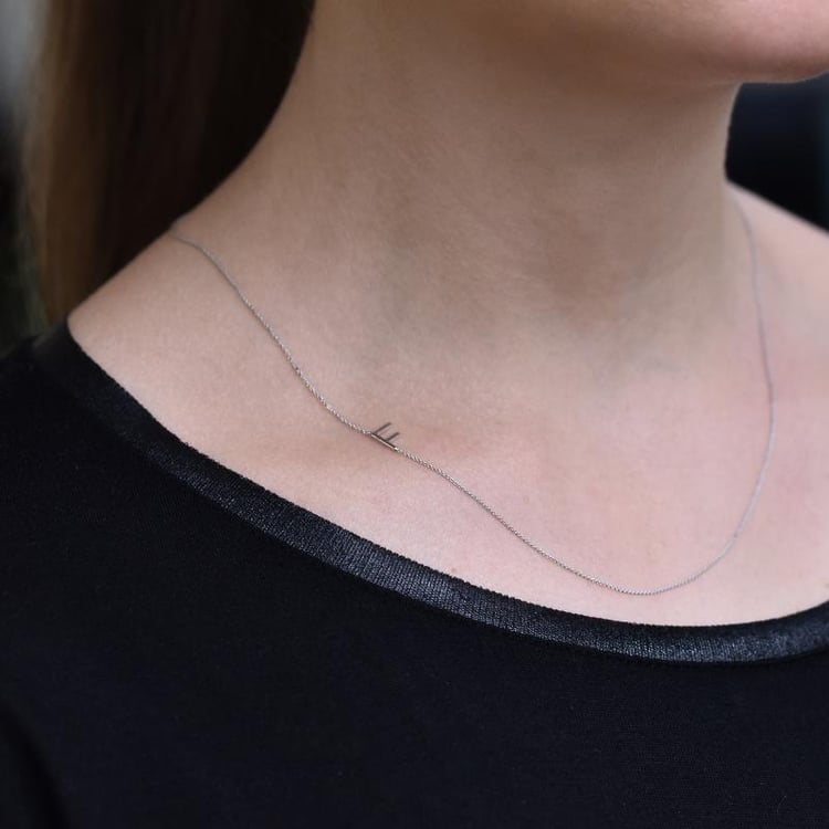 Stříbrný náhrdelník s písmenkem podle vaší volby Lupe 103741