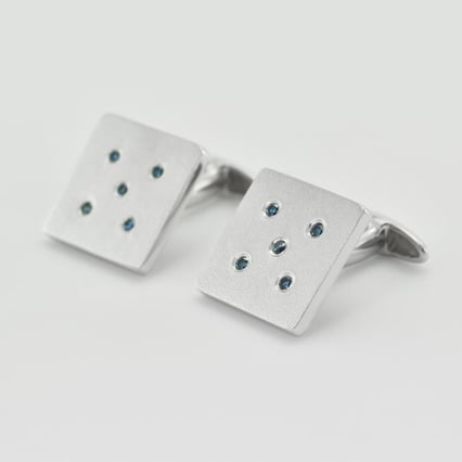 Stříbrné manžetové knoflíčky s modrými diamanty Orien