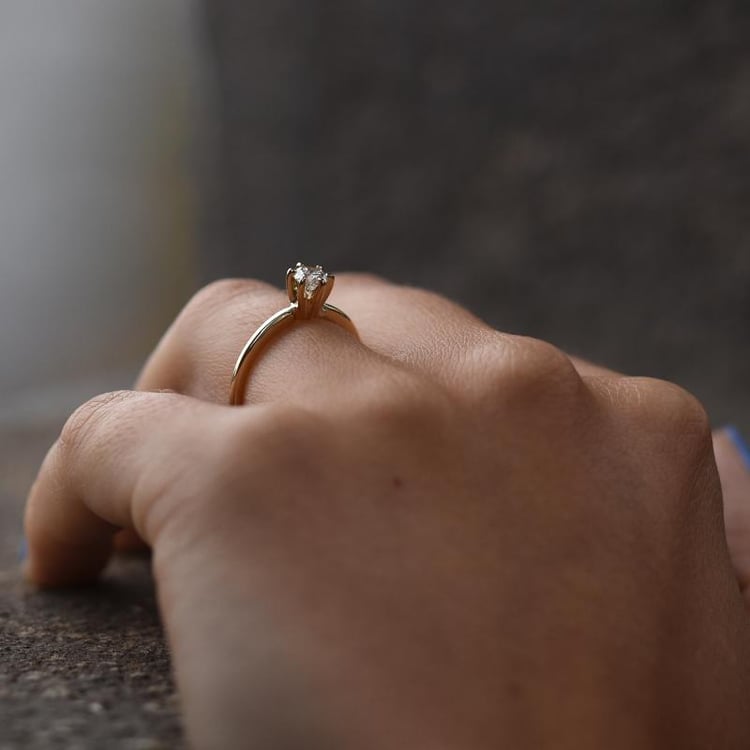 Prsten s diamantem 96609