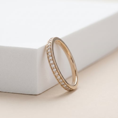 Eternity prsten plný lab-grown diamantů z oříškového zlata Minke