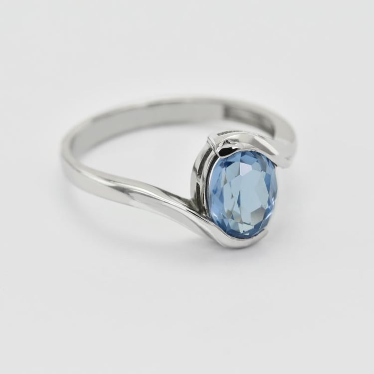 Zlatý prsten s oválným topazem 23488