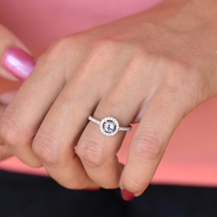 Stříbrný prsten 20018