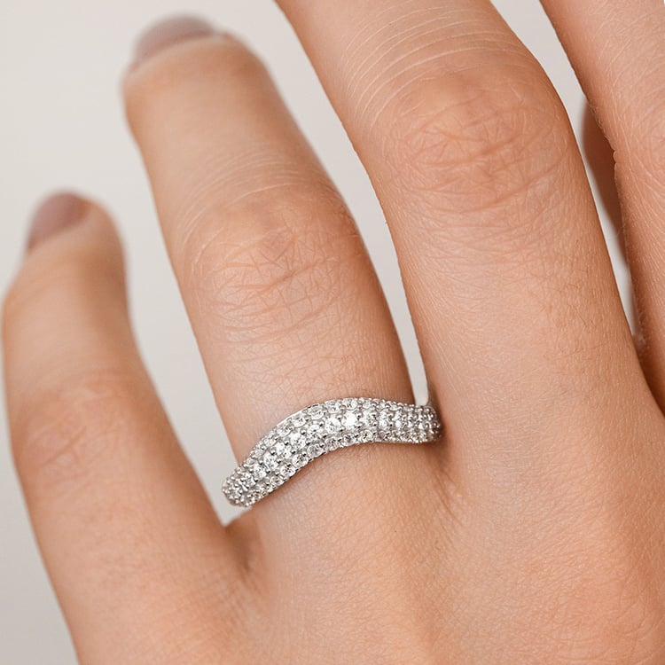 Half eternity zvlněný stříbrný prsten s lab-grown diamanty Sven 160661