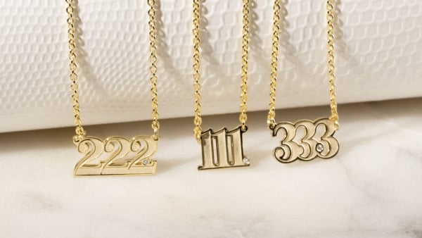 Objevte kouzlo andělských čísel v podobě symbolických šperků