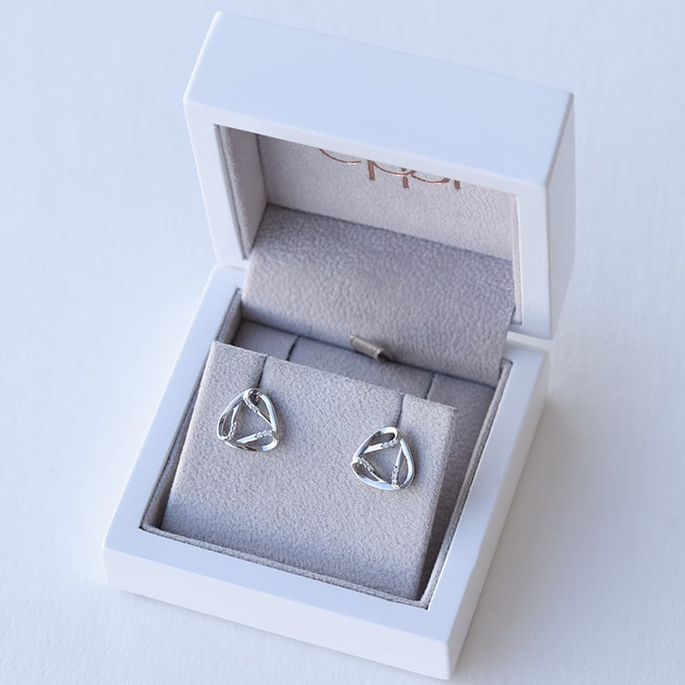 Diamantové zlaté náušnice 92514