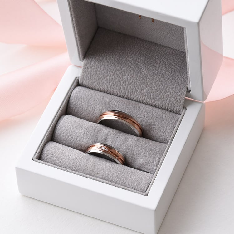 Snubní prsteny ze zlata s diamanty 77284