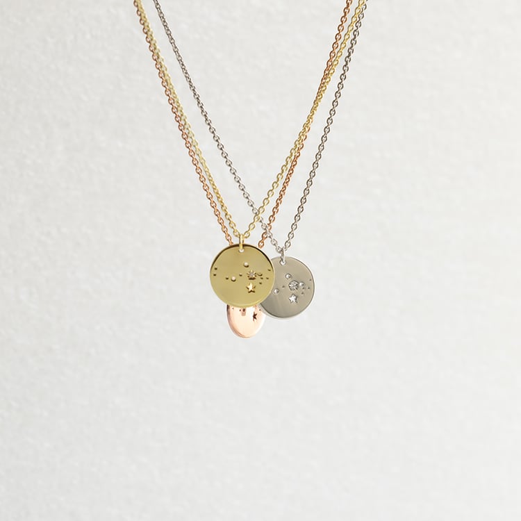 Stříbrný přívěsek se souhvězdím a diamantem Nyala 144836