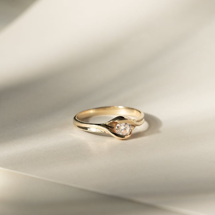 Zásnubní prsten s lab-grown diamantem Aliena 135180