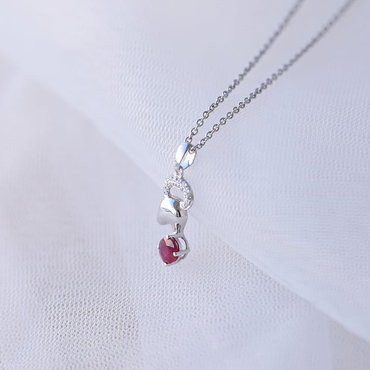 Náhrdelník s rubínem 60482