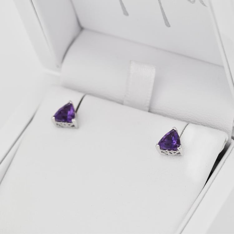 Ametystové stříbrné náušnice 16507