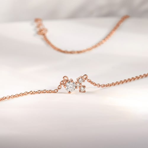 Cluster náhrdelník s ČGL certifikovaným diamantem Millie