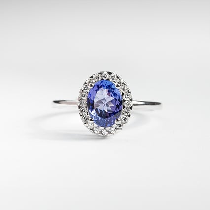 Tanzanitový prsten s diamanty Daffne