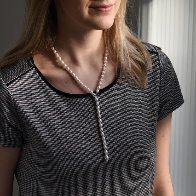 Stříbrný náhrdelník s bílými perlami Katherine 50907