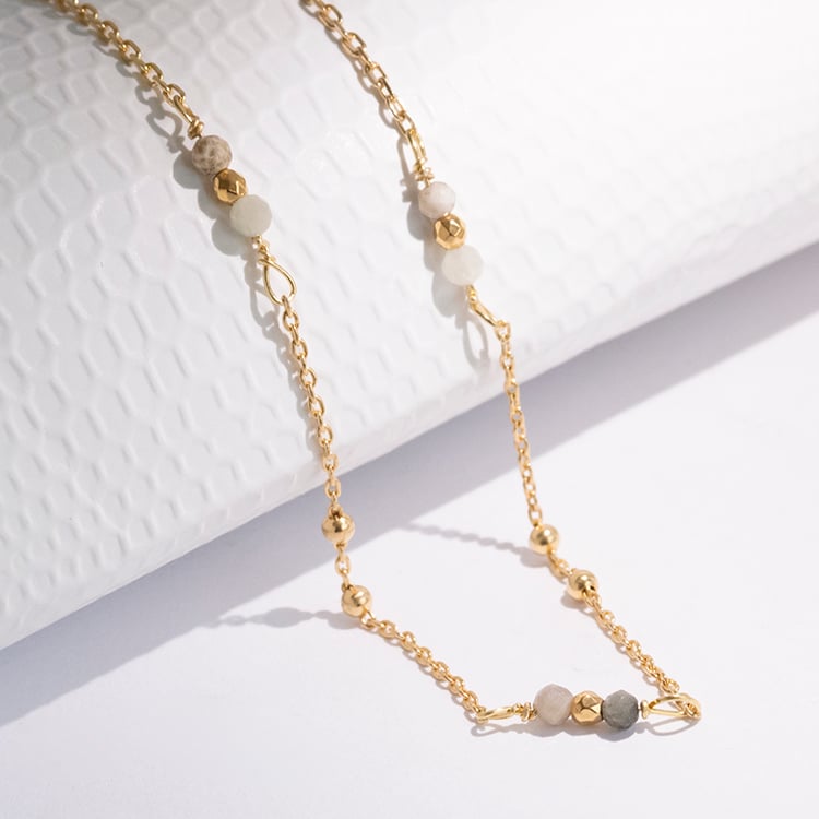 Stříbrný pozlacený náramek se smaragdovými korálky Keeley 115677