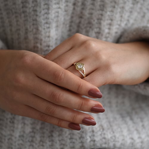 Zásnubní prsten ve tvaru růže s diamanty Xalor