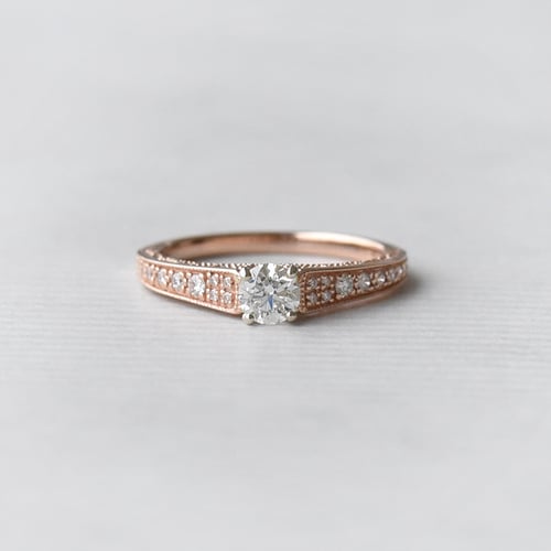 Vintage zásnubní prsten s lab-grown diamanty Keran
