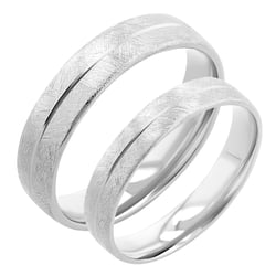 Škrábané snubní prsteny ze zlata Alesha