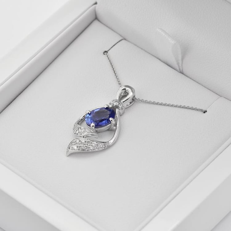 Náhrdelník s tanaznitem 6161