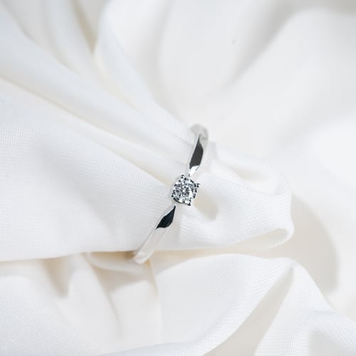 Stříbrný elegantní prsten s lab-grown diamantem Ximena