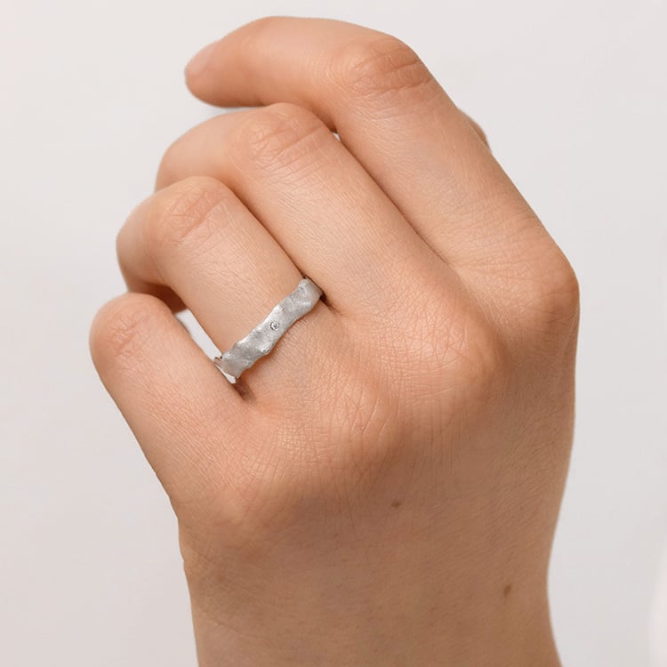 Snubní prsteny s výstupky ze zlata s diamanty Spikes 153792