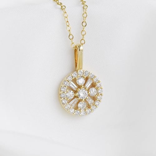 Třpytivý přívěsek s lab-grown diamanty Collyn
