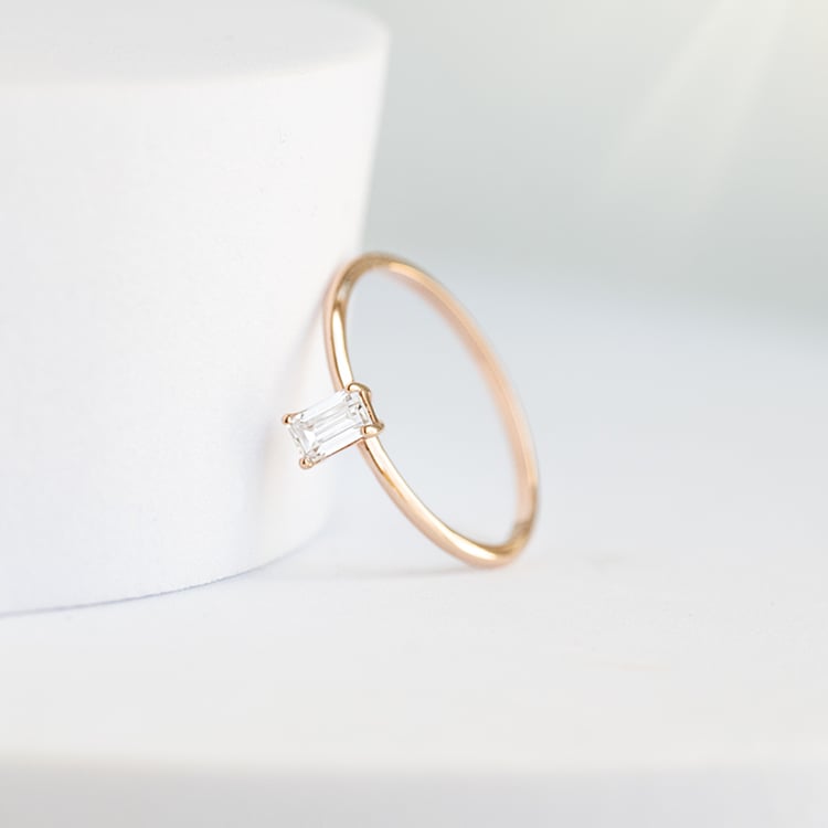 Zásnubní prsten s emerald lab-grown diamantem Olson 144234