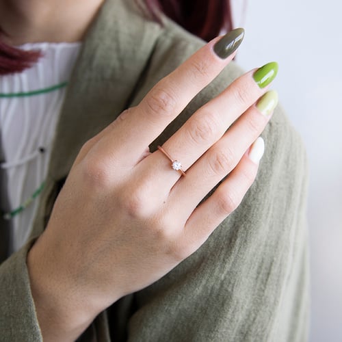 Elegantní zásnubní prsten s diamanty Nixon