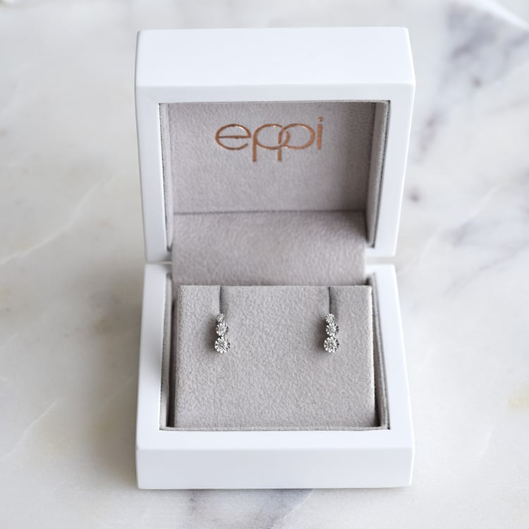 Náušnice s diamanty ze zlata 86023