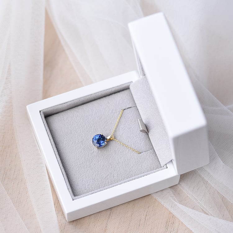 Přívěsek se safírem 58834