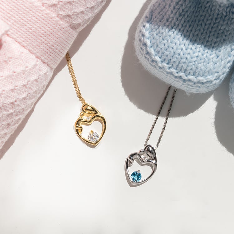 Přívěsek matka a dítě s moissanitem a diamantem Ella 140433