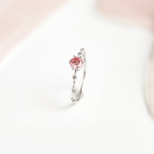 Zásnubní prsten s certifikovaným fancy pink lab-grown diamantem Imelda