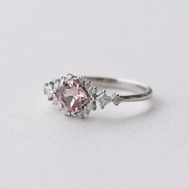 Zásnubní prsten s morganitem a moissanity 74634