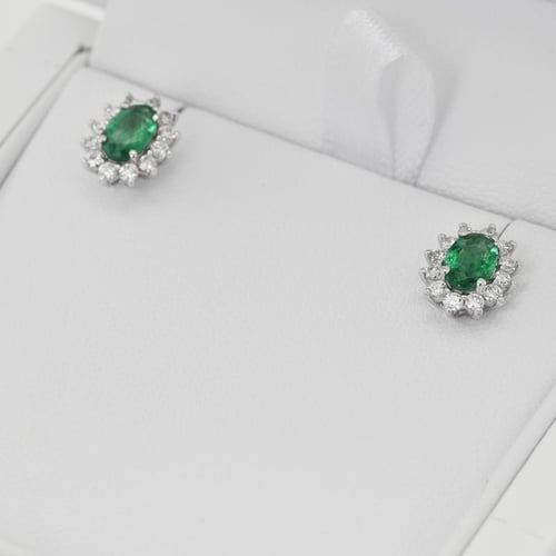 Zlaté smaragdové náušnice s diamanty Mariell