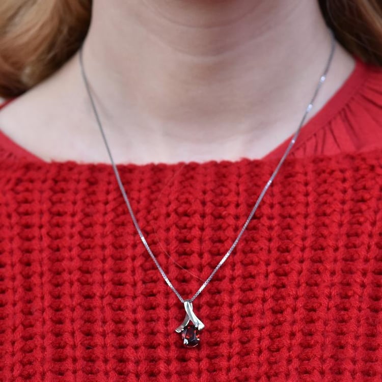 Náhrdelník s granátem 27952