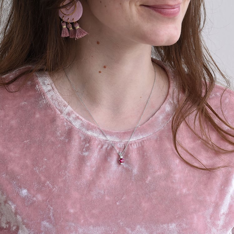 Rubínový náhrdelník 68900