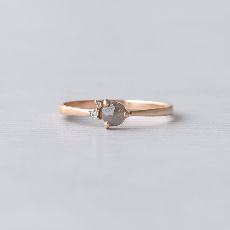 Zlatý diamantový prsten 69557