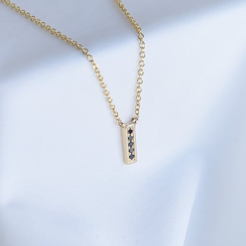 Minimalistická sada šperků s černými diamanty Myghal