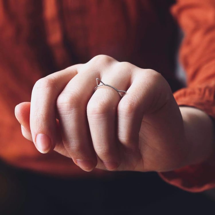 Stříbrný kočičí prstýnek 39329