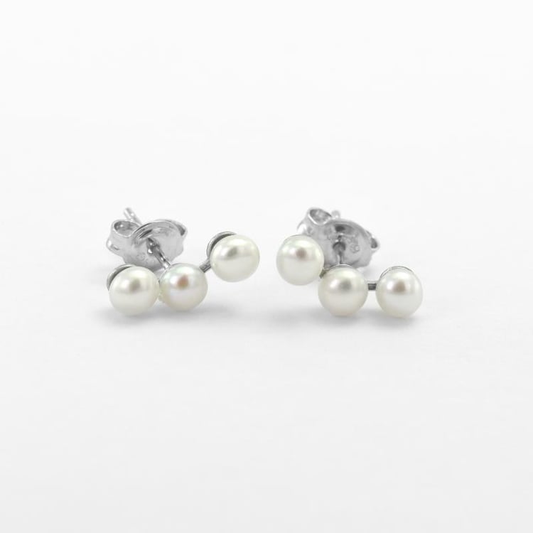 Stříbrné náušnice s perlami 51781